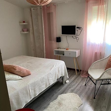 Chambre Chez L Habitant A 200 M Du Bord De Mer Port-de-Bouc Eksteriør billede